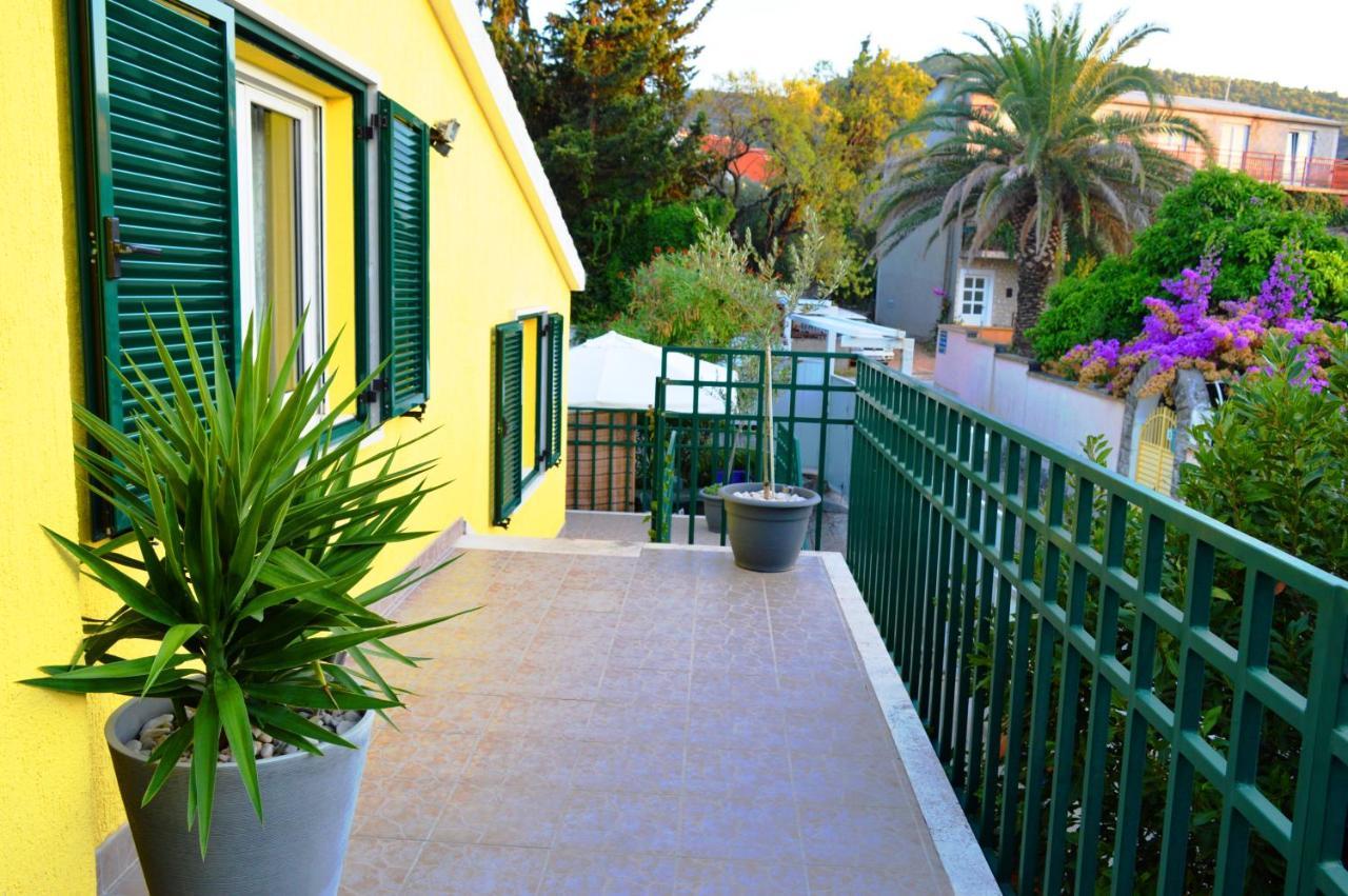 Apartments Vukovic Stari Grad  Zewnętrze zdjęcie